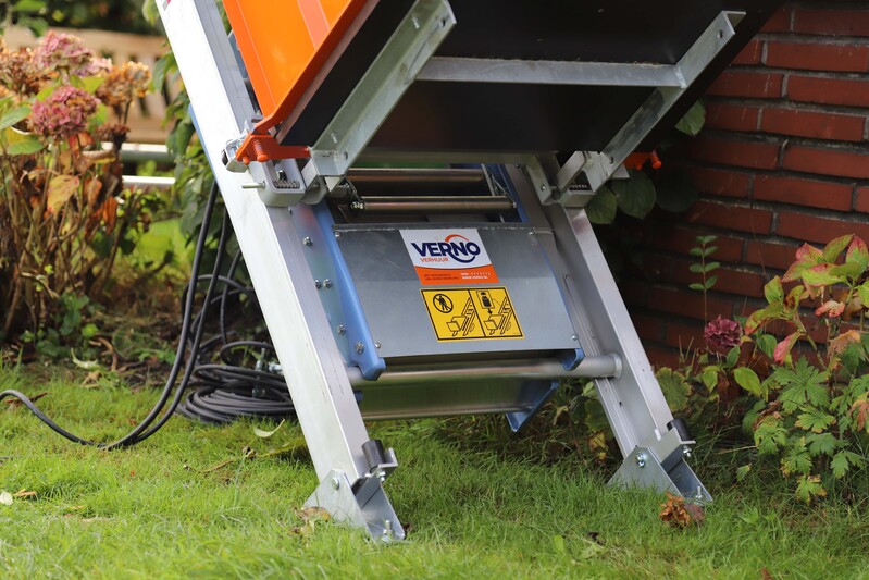 Ladderlift | 230V | 250 kg | 12 meter  huren
