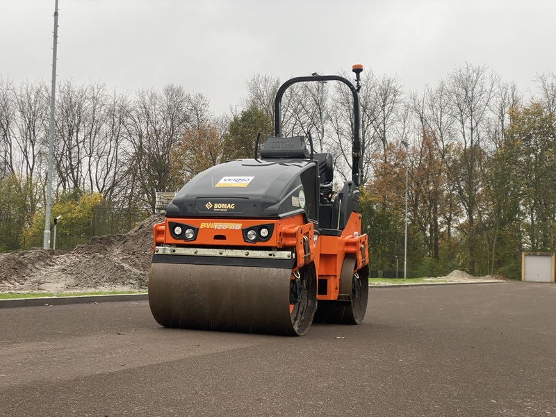 Trilwals 2,7 ton | Diesel | 120 cm huren