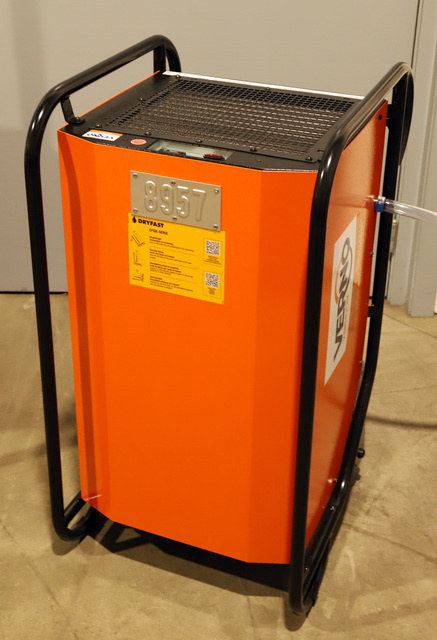 Bouwdroger 230V max. 90 liter/24 uur huren