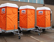 Toilet op aanhanger