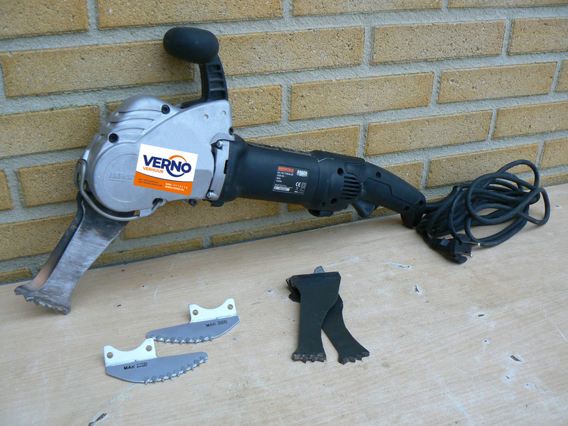 Voegenzaag | 230V | Maximaal 120 millimeter huren