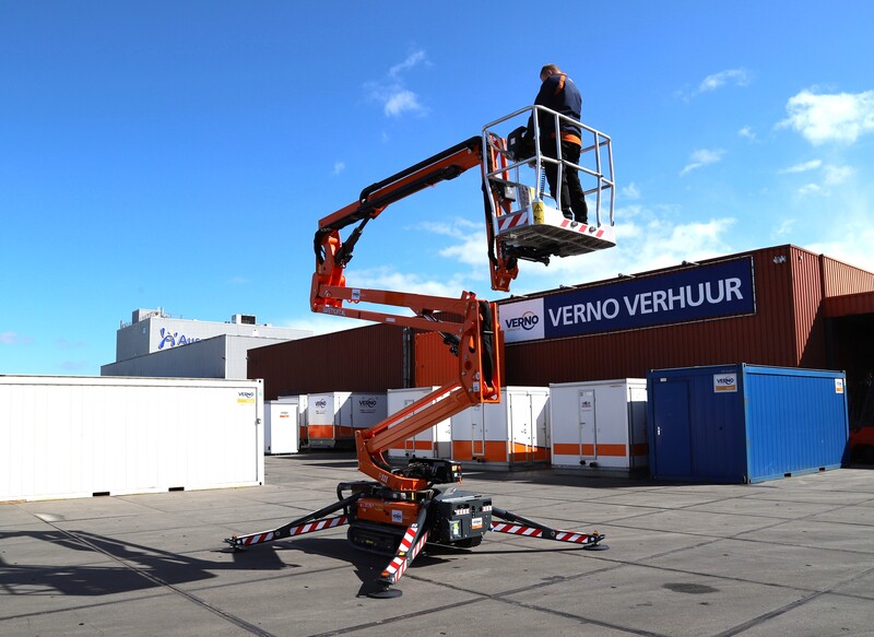 Knik-telescoophoogwerker | 17 meter | Rups - Spin huren
