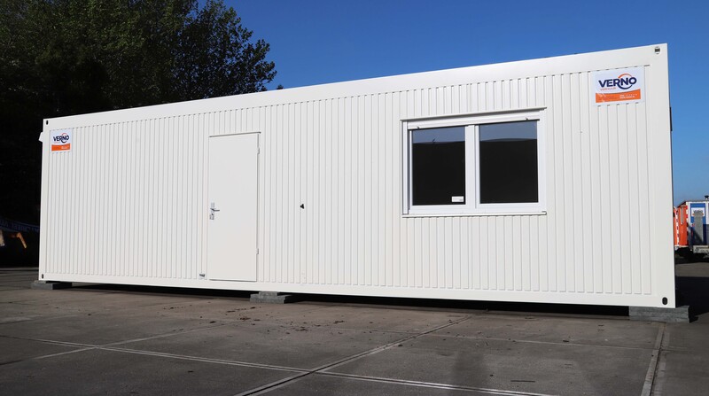 Kantoorunit 10 x 3 meter | Inclusief toilet en keuken huren