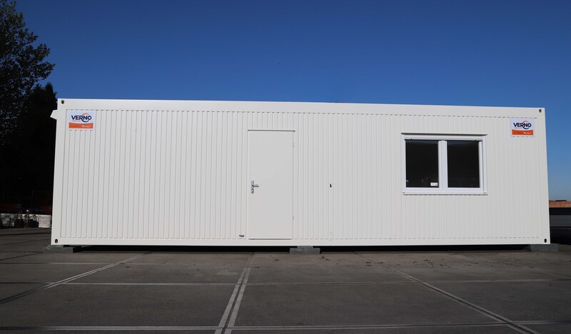 Kantoorunit 10 x 3 meter | Inclusief toilet en keuken huren