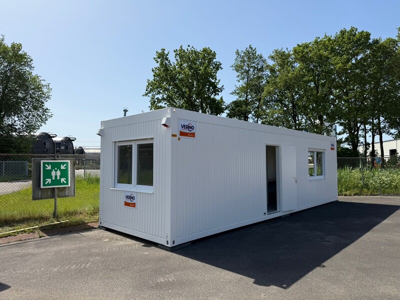 Kantoorunit 10 x 3 meter | Inclusief toilet en keuken huren