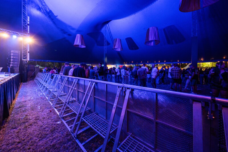 Stage barrier | 1 meter | Aluminium huren